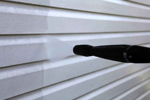 Cost of Condo Siding Power Washing in Windsor