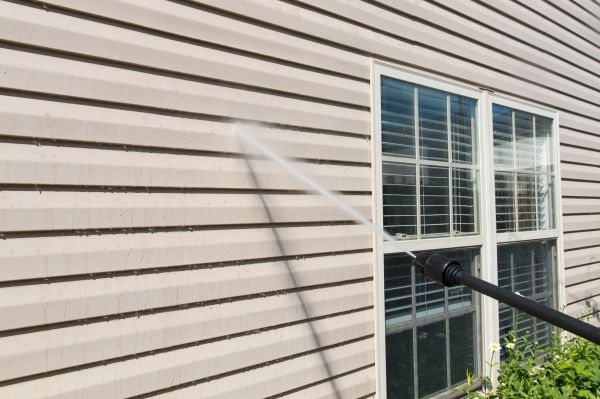 House Siding Washing in Windsor