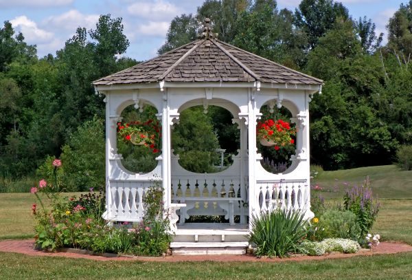 Gazebo Cleaning in Windsor