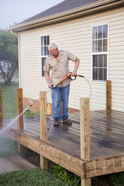 Deck Mold Cleaning in Windsor