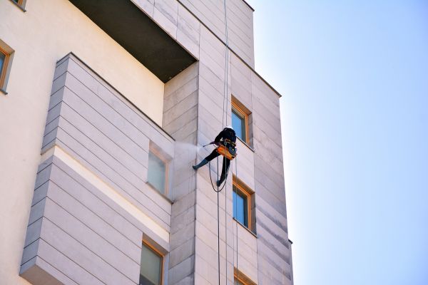 Apartment Pressure Cleaning in Windsor