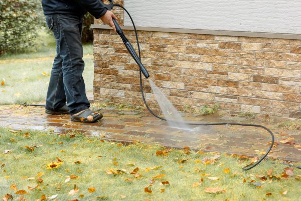 Residential Powerwashing in Windsor